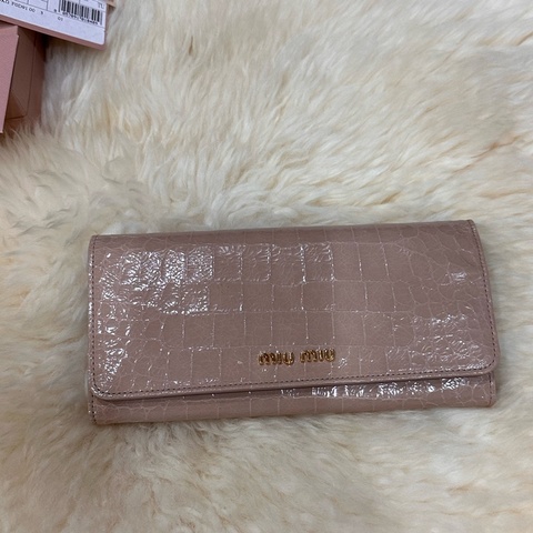 Miu Miu/粉色長夾/含百貨購買證明 蛇紋皮革 長夾