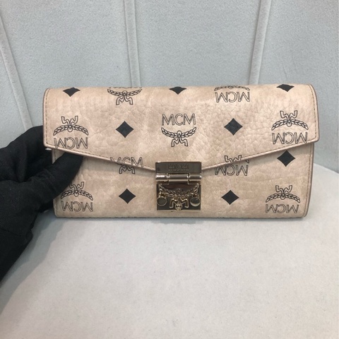MCM 奶茶色WOC XB317