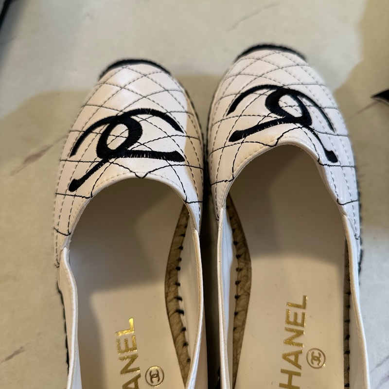 Chanel 小羊皮草編鞋  40-3