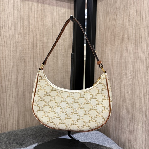 近新 CELINE TRIOMPHE Ava 老花白色帆布拼焦糖皮革金釦腋下包 彎月包 肩背包