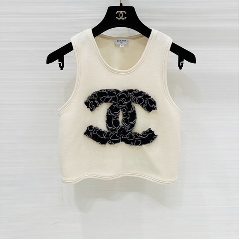 ⭐️ Chanel Top 上衣