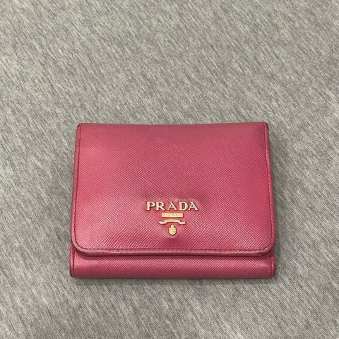 Prada 短夾