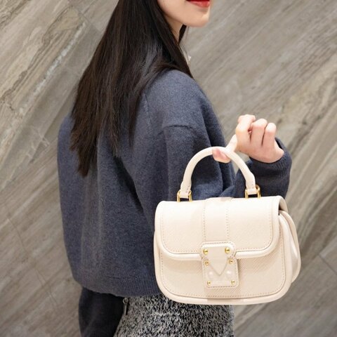 LV HIDE AND SEEK 白色水波紋 手提斜背包21×15 98新 配件塵袋
