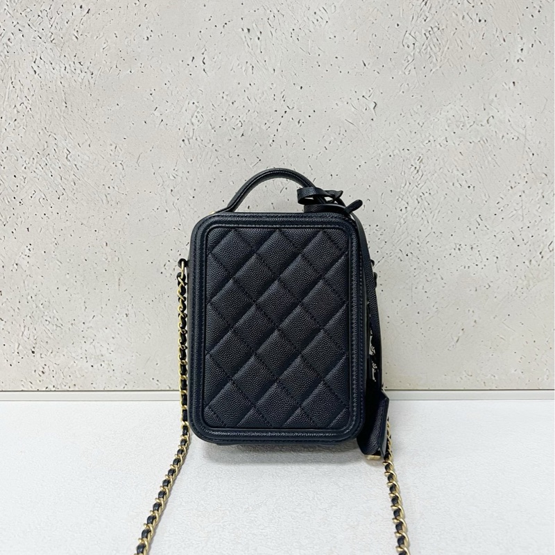 Chanel vanity case 豎版相機包-1