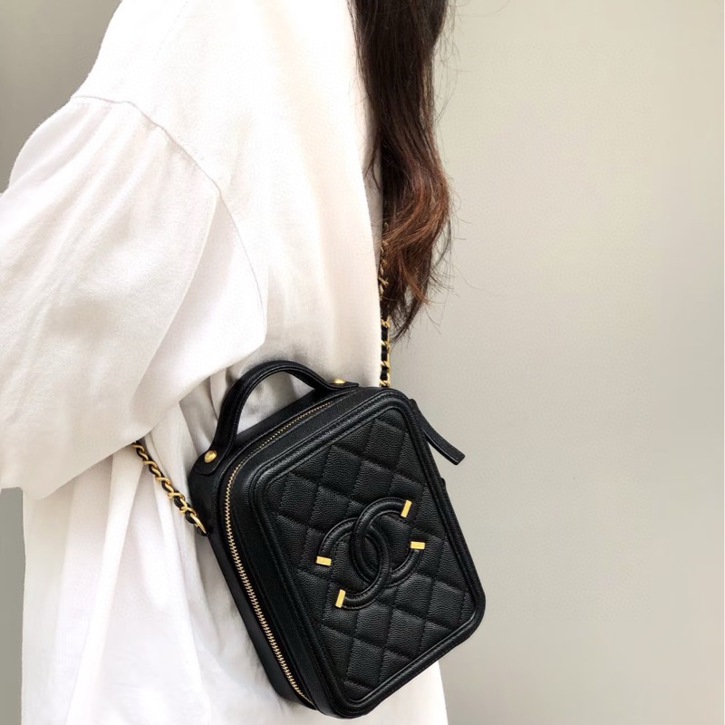 Chanel vanity case 豎版相機包-5