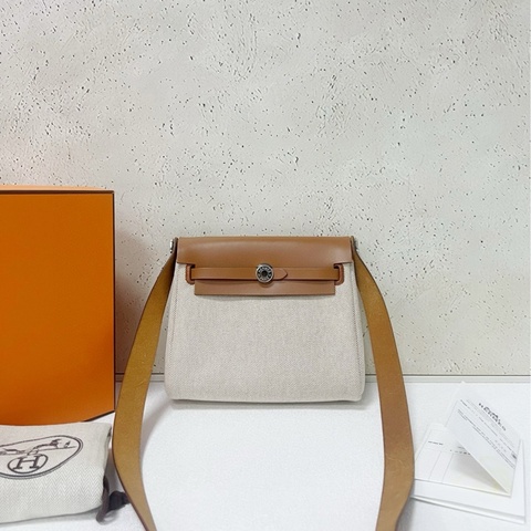 Hermes Mini Herbag 金棕銀扣