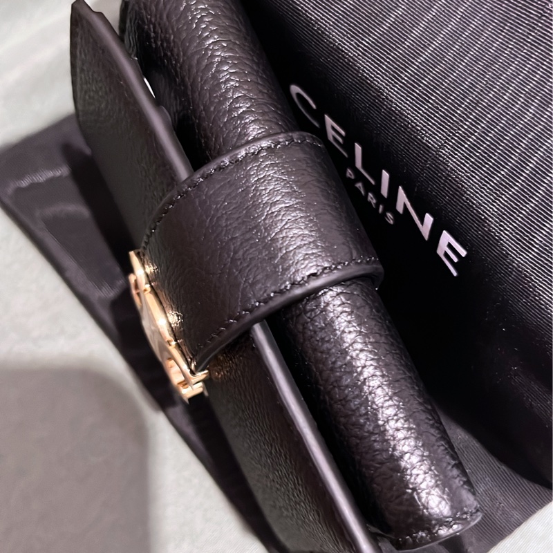 CELINE黑色金釦內拉鏈零錢三折短夾-1