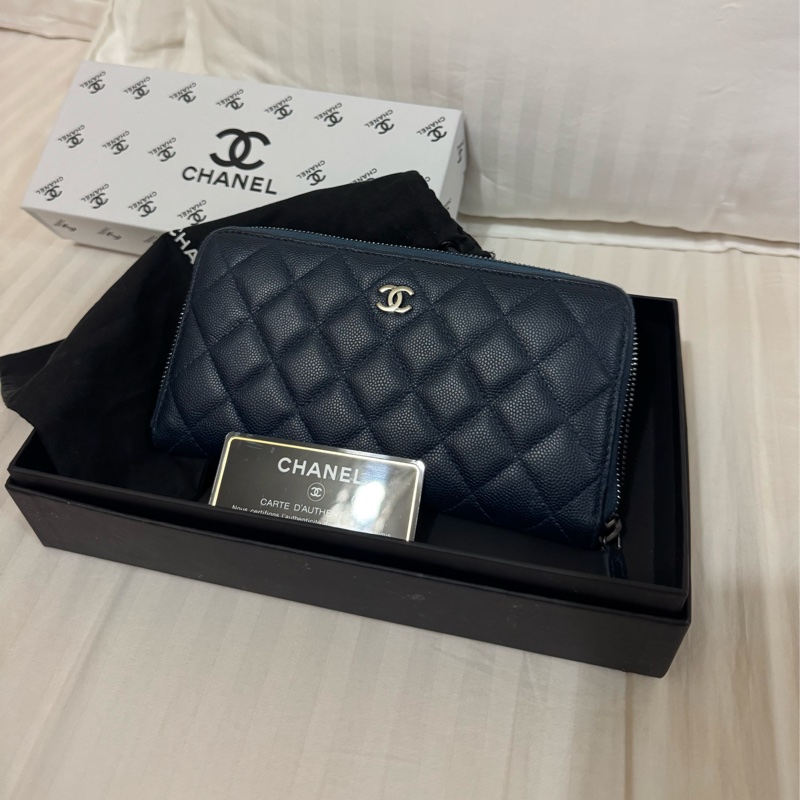 CHANEL cf ㄇ字拉鏈長夾 藍銀配色 雷標完整22開 配件：卡套盒 二手美物-0