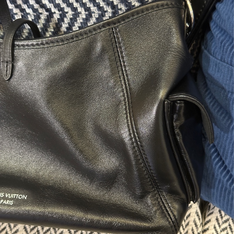 🈶購證 #閒置美包 #全網唯一 Lv carryall黑武士小號cargo pm已過檢🈶證書-90