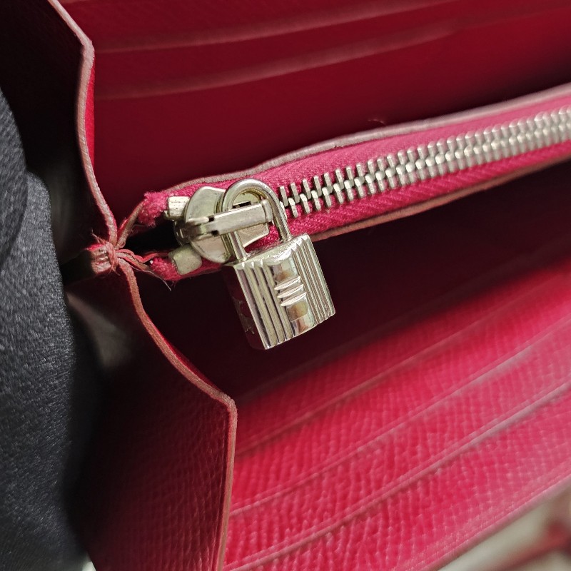 未使用 HERMÈS 長夾 幫改Kelly To Go Wallet Epsom皮 銀扣 R刻 斜背包 Grenat 石榴紅色-19