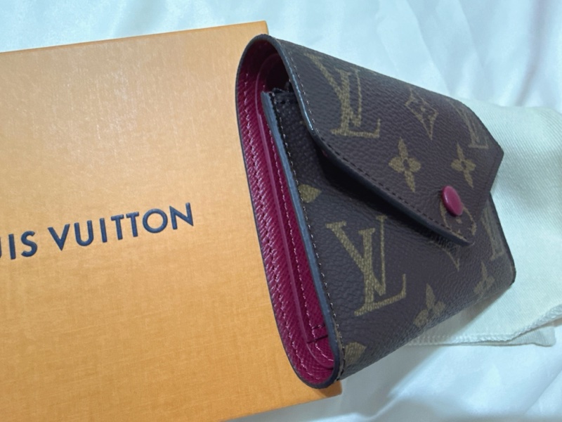 新Lv 經典老花 三摺短夾 LV VICTORINE M62472-3