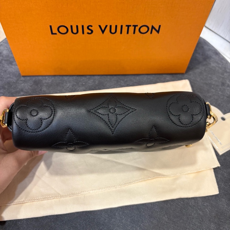 🤩百搭必備款🆕Lv黑色壓紋全牛皮wallet on strap斜挎肩背包-9