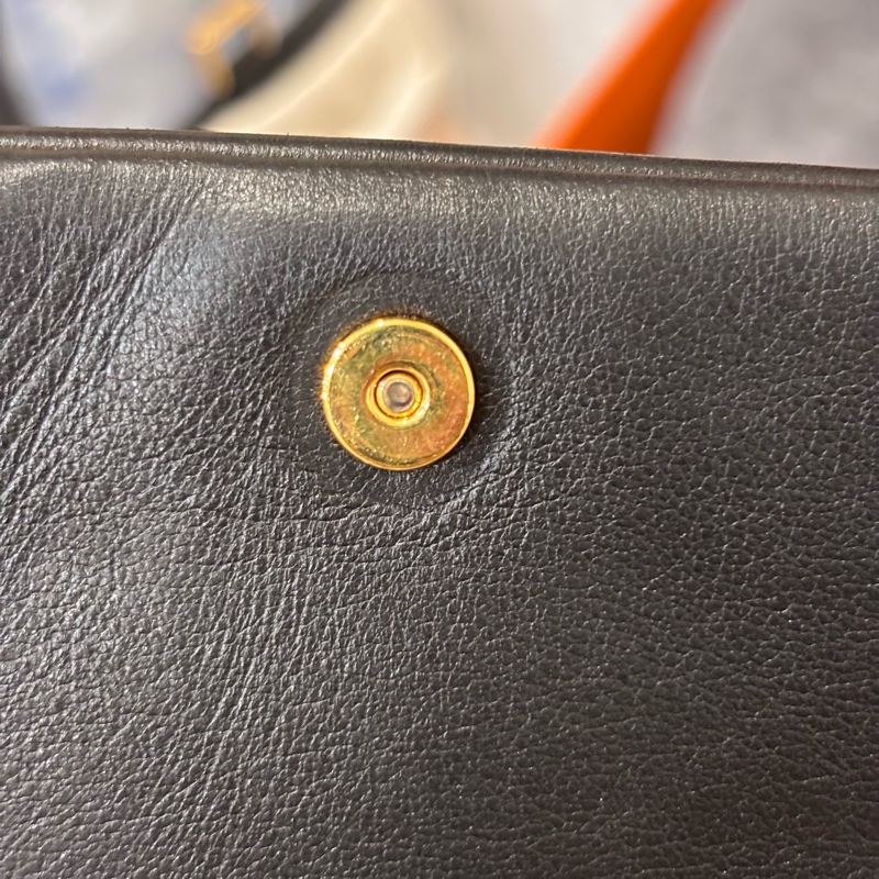 🤩百搭必備款🆕Lv黑色壓紋全牛皮wallet on strap斜挎肩背包-18