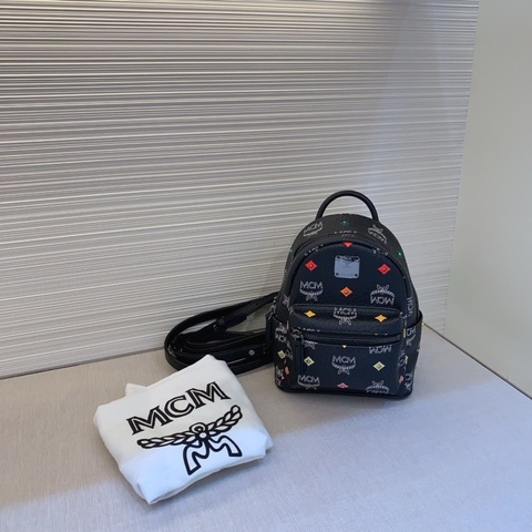98新 MCM黑色拼彩色鉚釘迷你小書包雙肩包