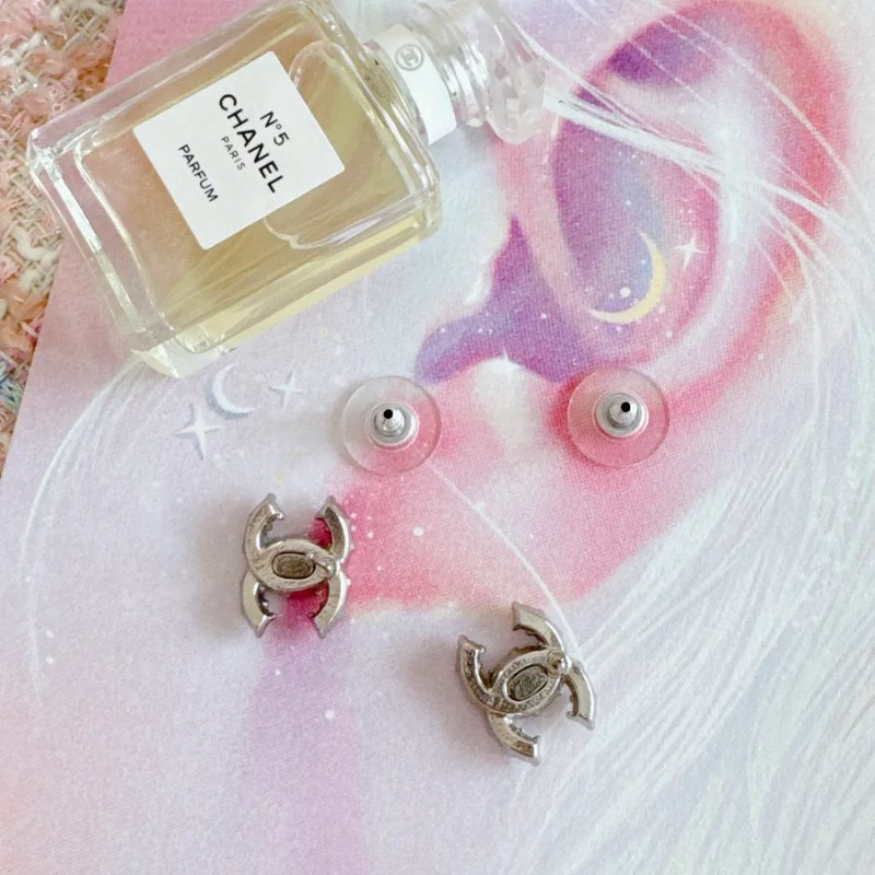 Chanel 閃石CC Logo 耳環(耳針)-9