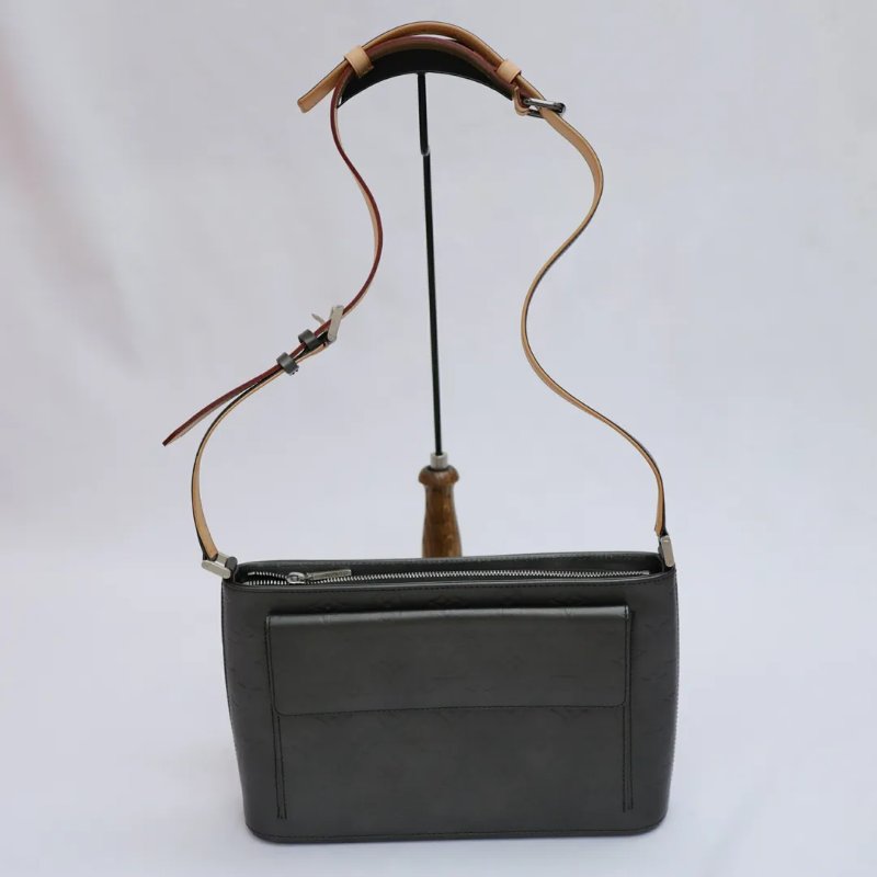 Louis Vuitton Allston Monogram 啞灰色斜孭袋 LV手袋-1