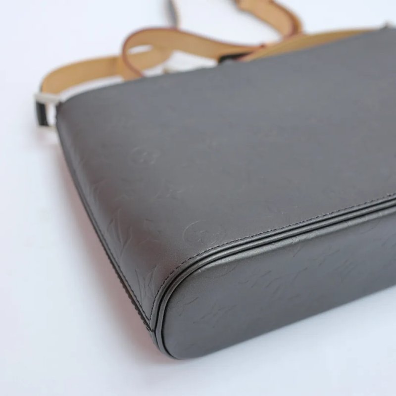 Louis Vuitton Allston Monogram 啞灰色斜孭袋 LV手袋-4