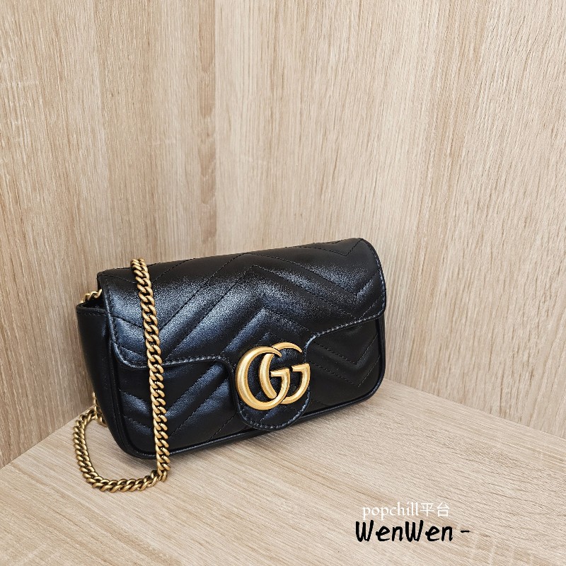 [耐看經典小包❣️] Gucci super mini黑金馬夢斜背包-0