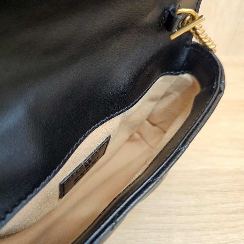 [耐看經典小包❣️] Gucci super mini黑金馬夢斜背包-8