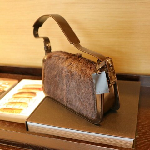 Celine 中古品啡色鬃毛翻蓋腋下包
