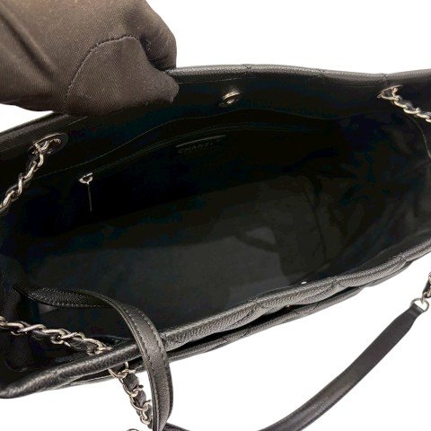 CHANEL 黑荔枝皮銀鍊托特包A67291-10