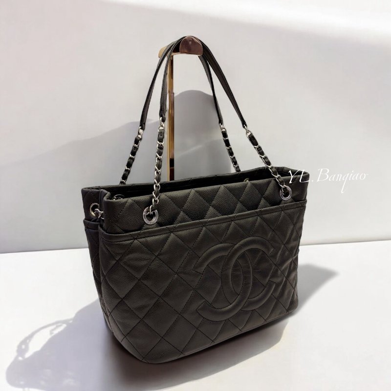 CHANEL 黑荔枝皮銀鍊托特包A67291-0