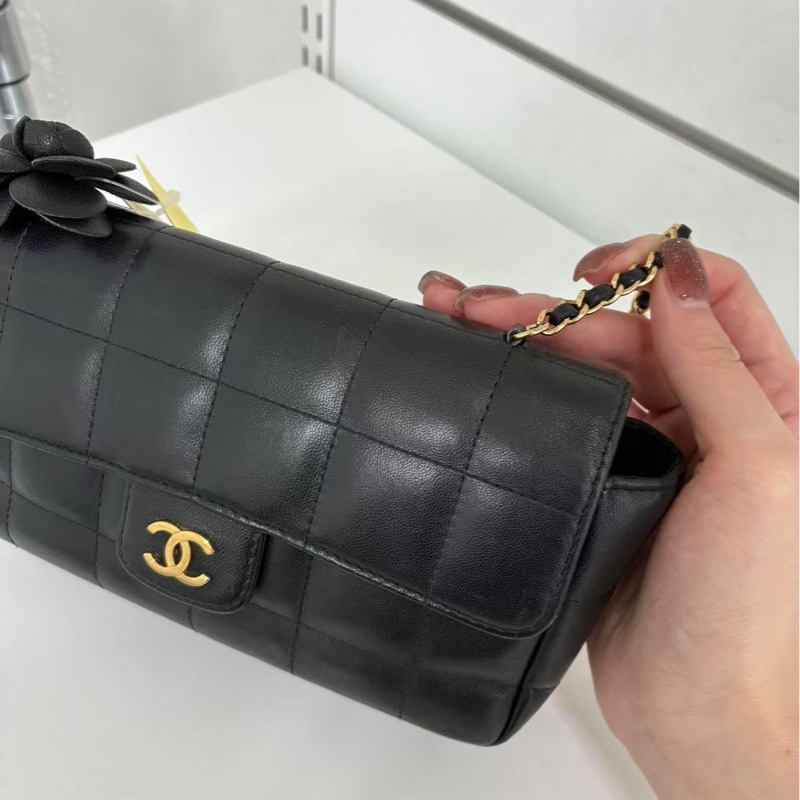 「JL精品代購」香奈兒黑金羊冰格山茶花大mini鏈條包-6