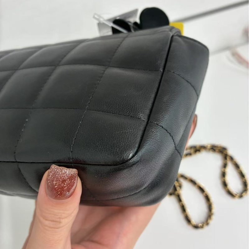 「JL精品代購」香奈兒黑金羊冰格山茶花大mini鏈條包-15