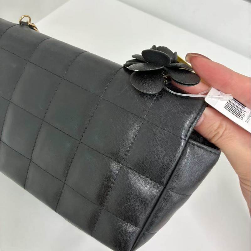 「JL精品代購」香奈兒黑金羊冰格山茶花大mini鏈條包-18