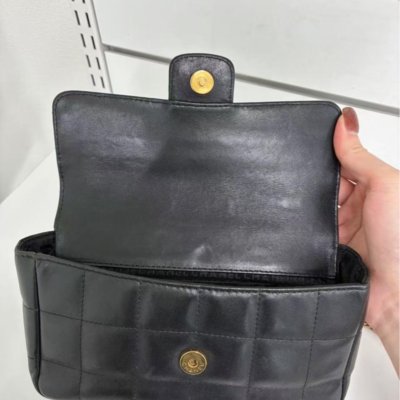 「JL精品代購」香奈兒黑金羊冰格山茶花大mini鏈條包-21