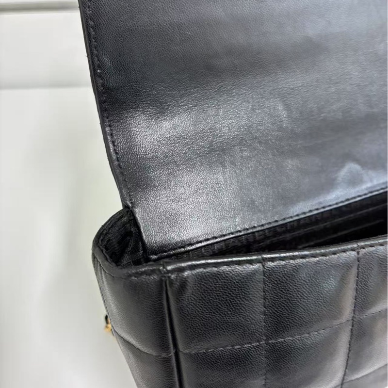 「JL精品代購」香奈兒黑金羊冰格山茶花大mini鏈條包-22