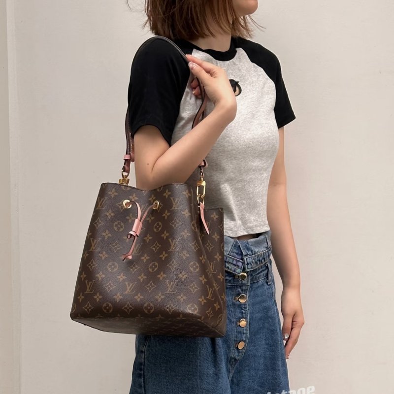 LV NEONOE 粉色內裡 水桶包 26*26*17.5cm 配件塵袋盒子-0