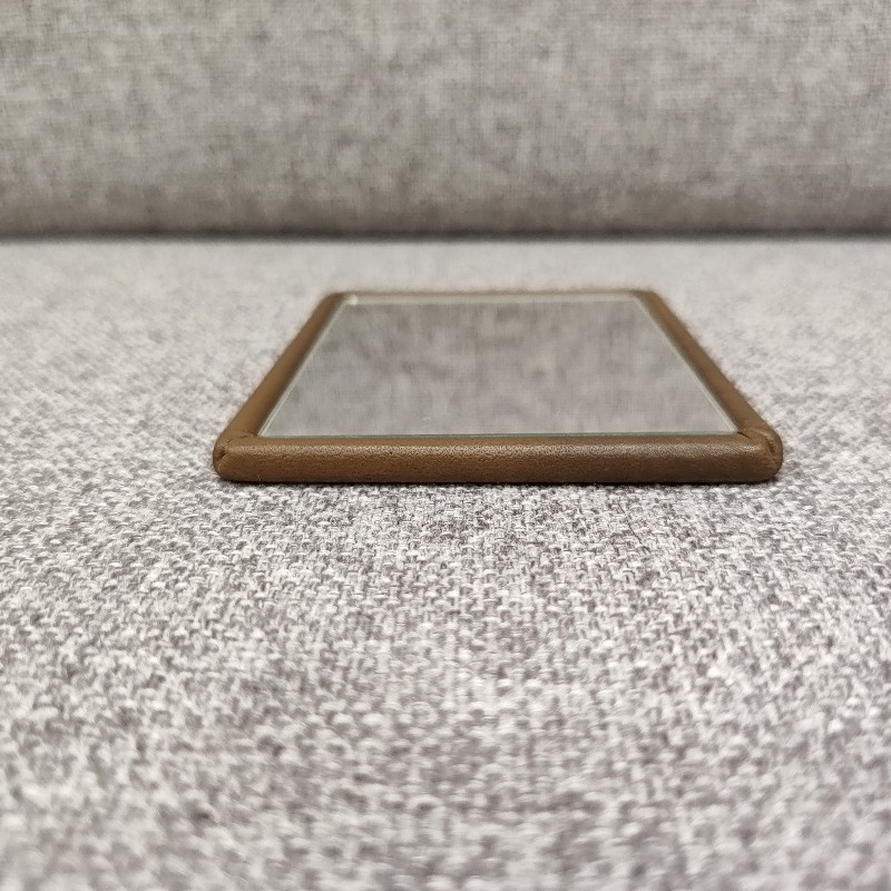 BV Bottega Veneta 焦糖色全皮 梳妝鏡 化妝鏡 隨身鏡 鏡子-14