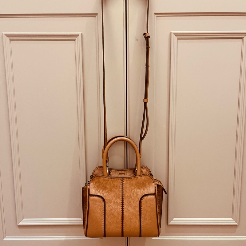 TOD’s Sella 斜背包《100%保證正品》-0
