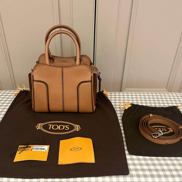 TOD’s Sella 斜背包《100%保證正品》-8
