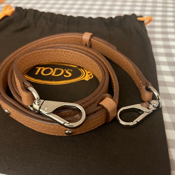 TOD’s Sella 斜背包《100%保證正品》-12