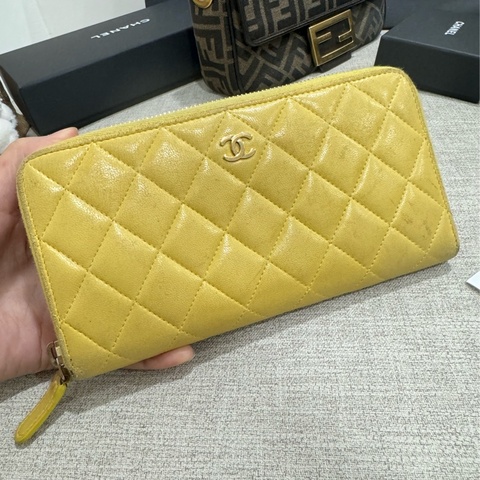 Chanel 發財黃拉鍊長夾