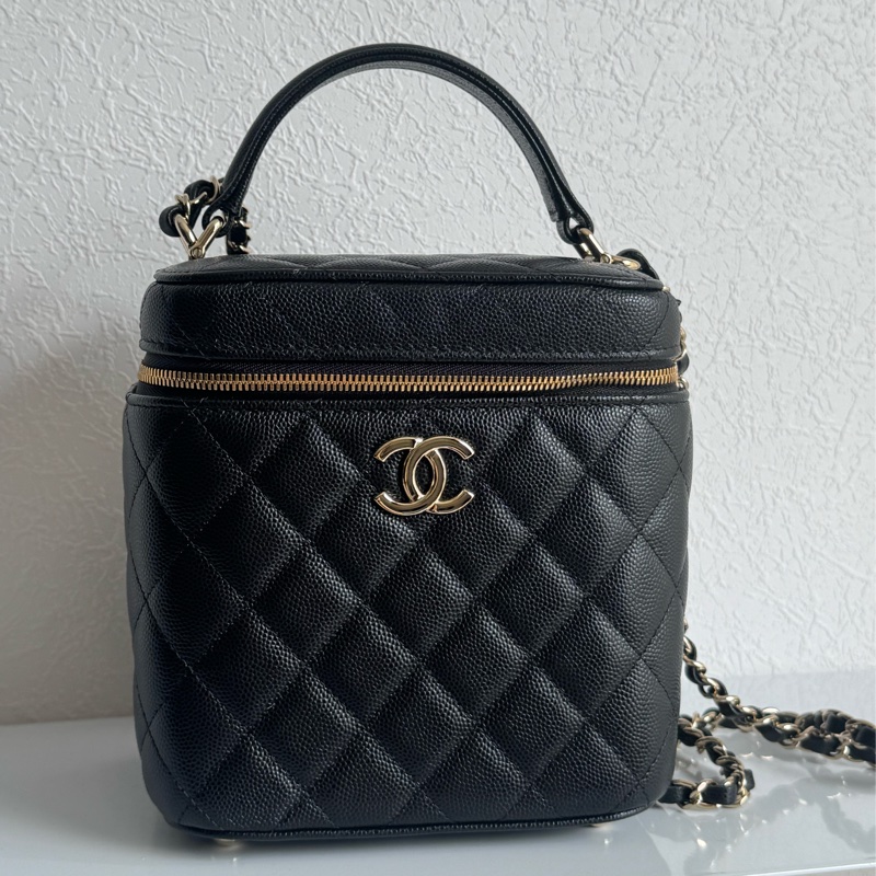 Chanel黑荔枝手提化妝箱包-0