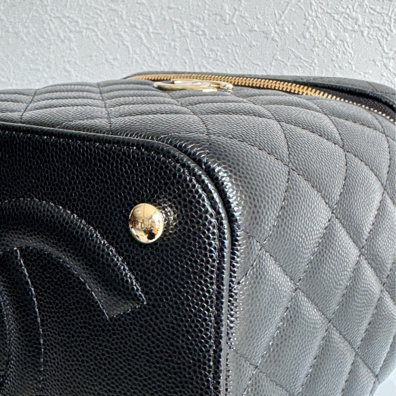 Chanel黑荔枝手提化妝箱包-4