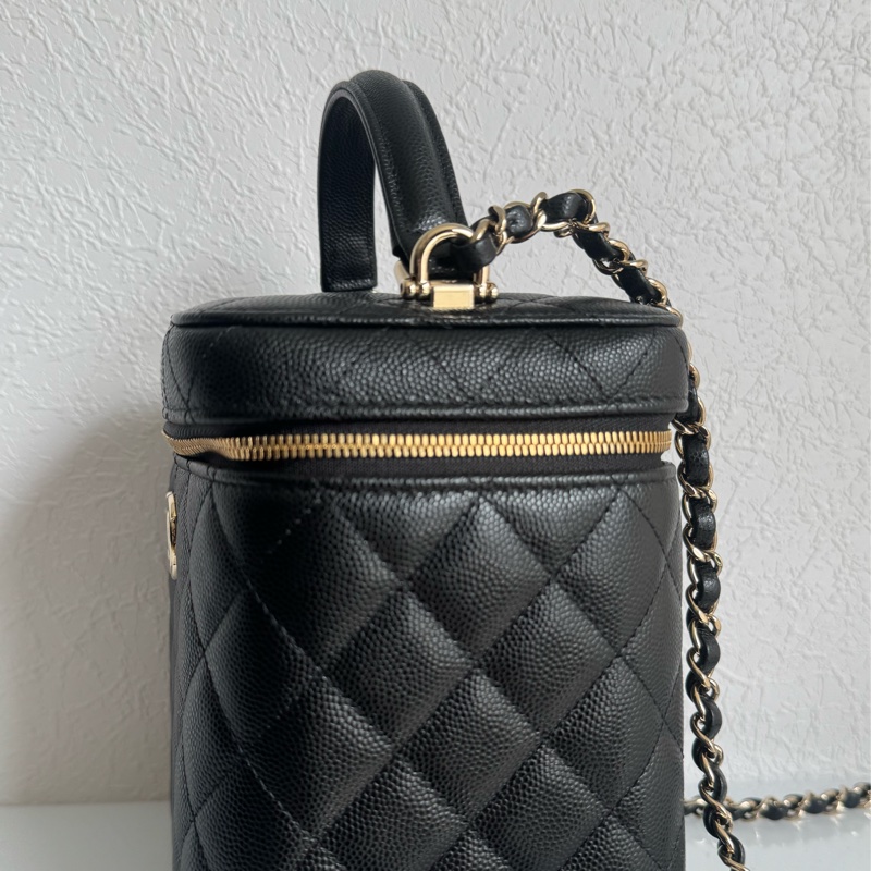 Chanel黑荔枝手提化妝箱包-10