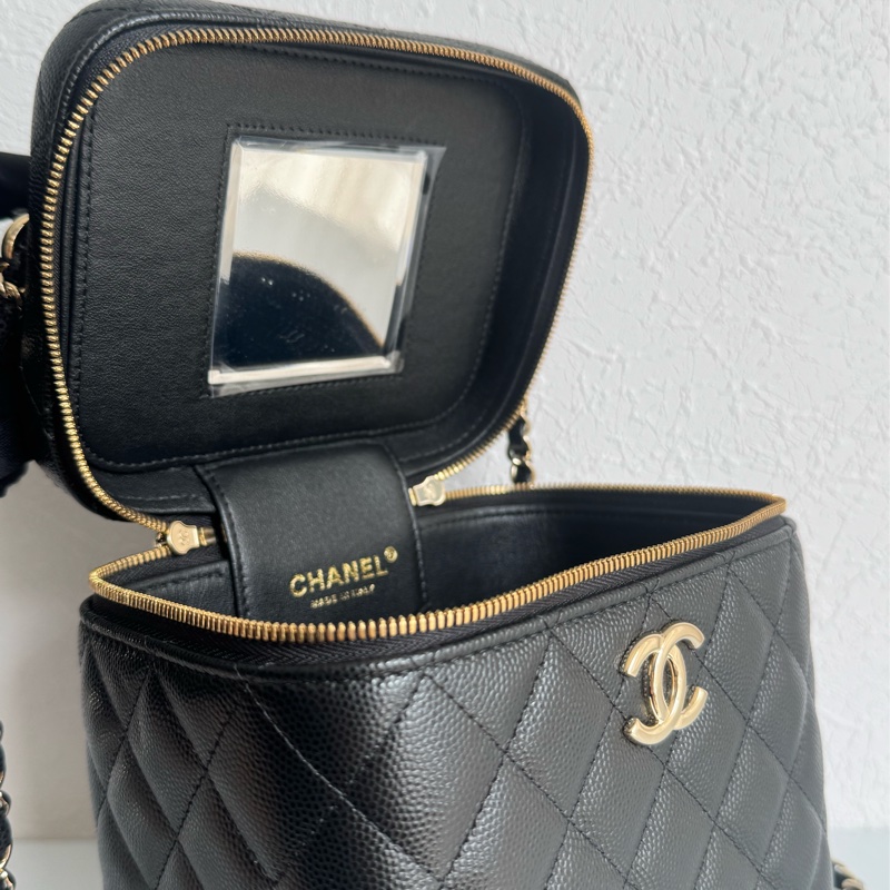 Chanel黑荔枝手提化妝箱包-15