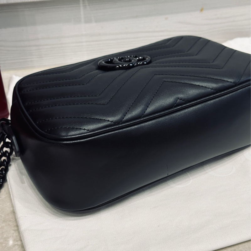 Gucci Marmont SoBlack 24cm黑扣馬蒙相機包🖤99新全配🉑送禮-18