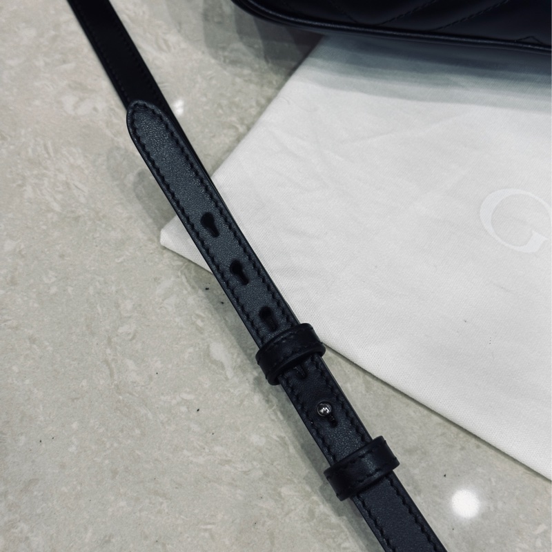 Gucci Marmont SoBlack 24cm黑扣馬蒙相機包🖤99新全配🉑送禮-23