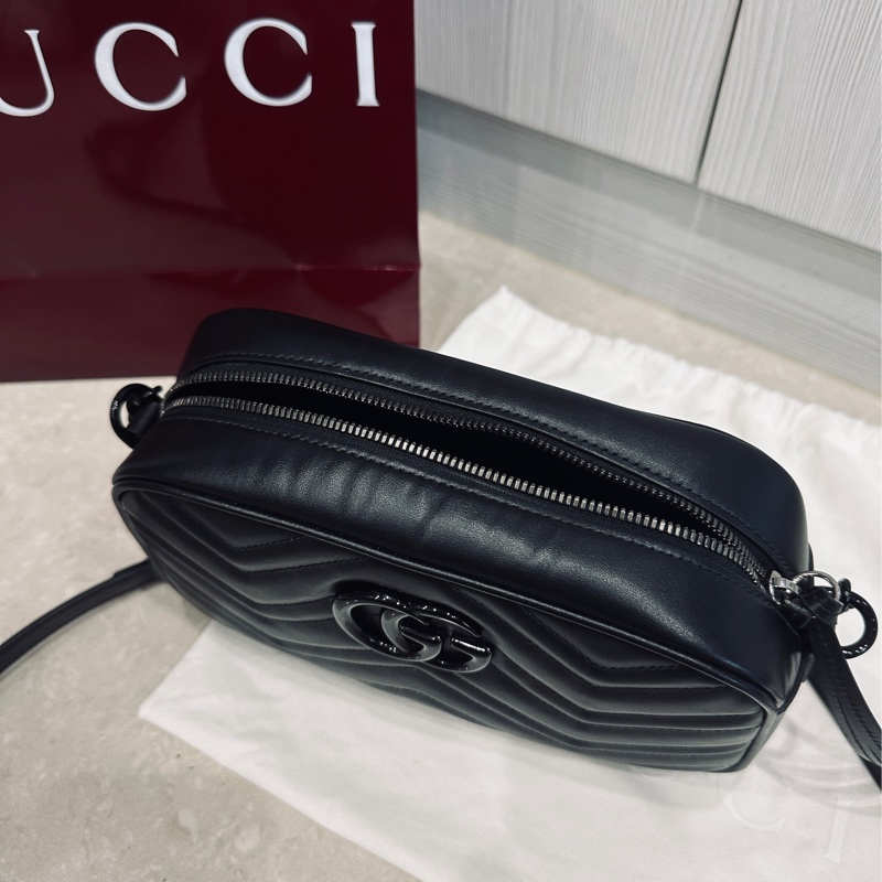 Gucci Marmont SoBlack 24cm黑扣馬蒙相機包🖤99新全配🉑送禮-25