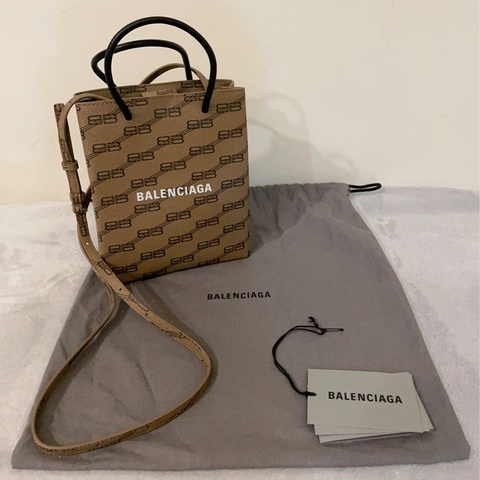 BALENCIAGA 巴黎世家  BB Monogram 印花塗層帆布手提/斜背紙袋包(卡其棕)