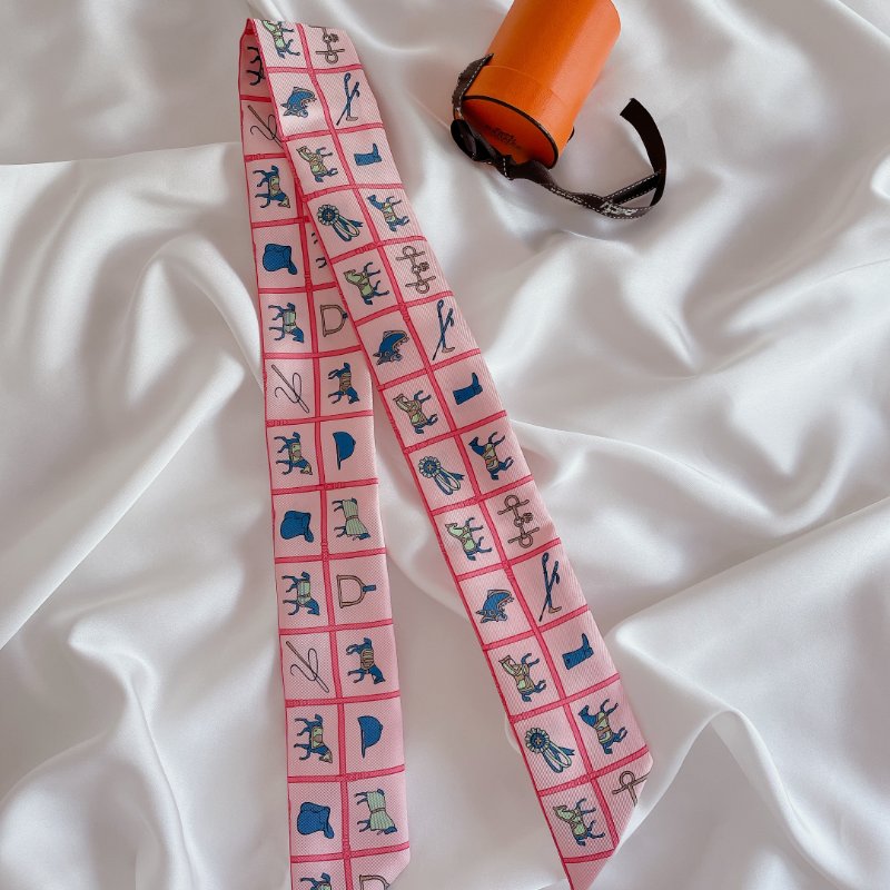 Hermes Twilly - Couvertures eat Tenues de Jour 粉紅色絲巾-0