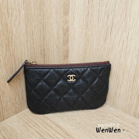 Chanel 黑荔枝皮金釦一字拉零錢包