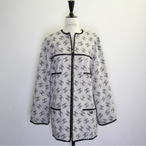 Chanel 2022 Cotton Grey & Black CC Logo Jacket Size 38