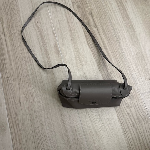 Longchamp le pliage 大象灰小牛皮