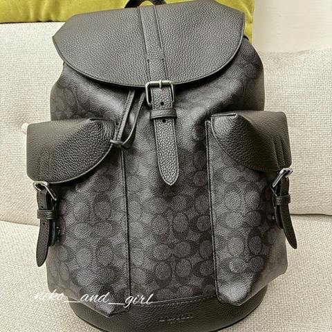 台灣現貨💕 Coach logo 後背包